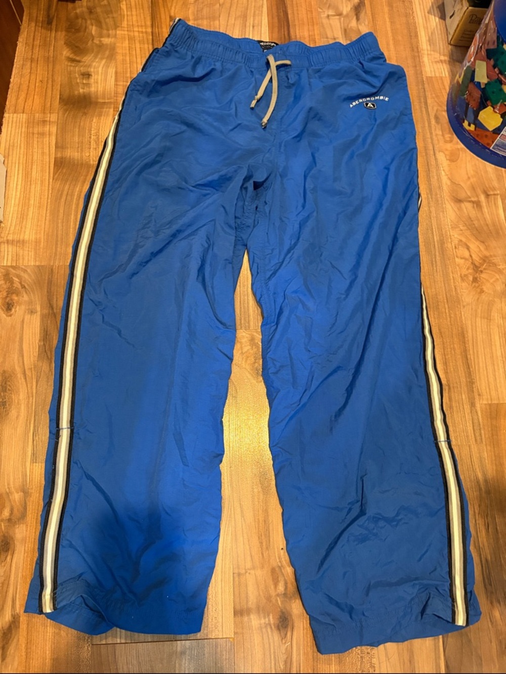 Vintage 90s/Y2K Abercrombie & Fitch baggy nylon track pants, blue, size M